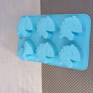 Celebration silicone unicorn mold